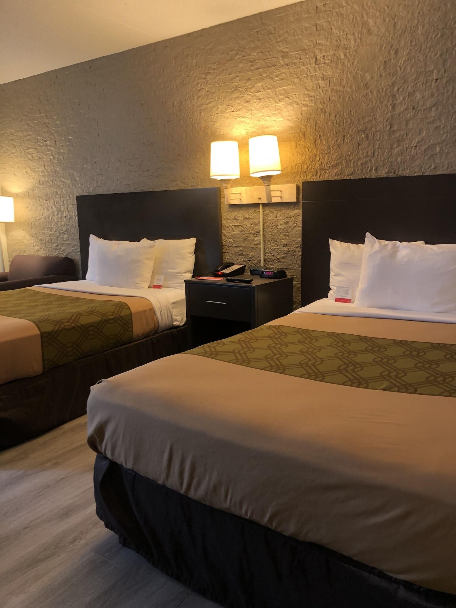 Econo Lodge Metro Arlington Bagian luar foto