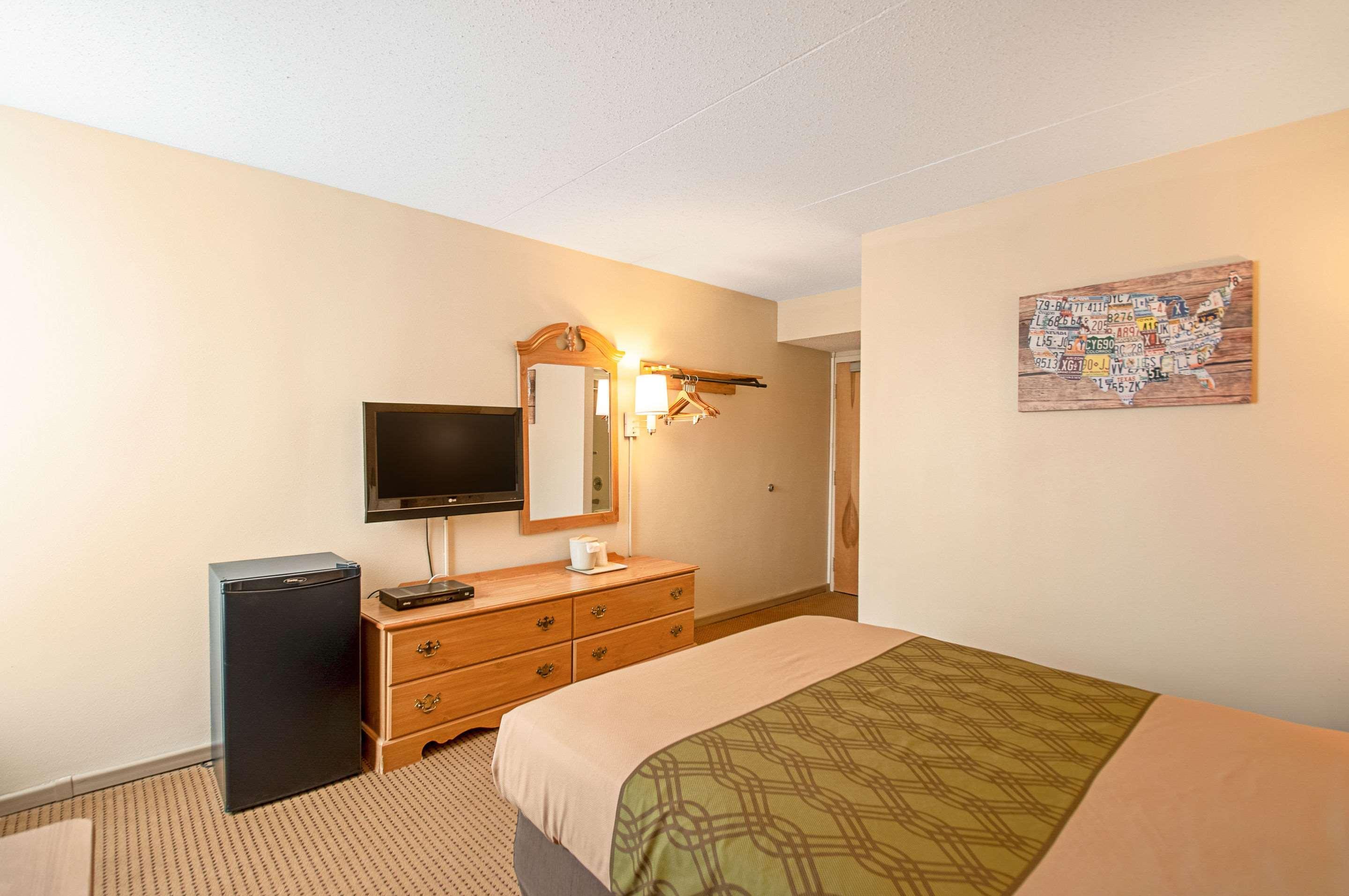 Econo Lodge Metro Arlington Bagian luar foto